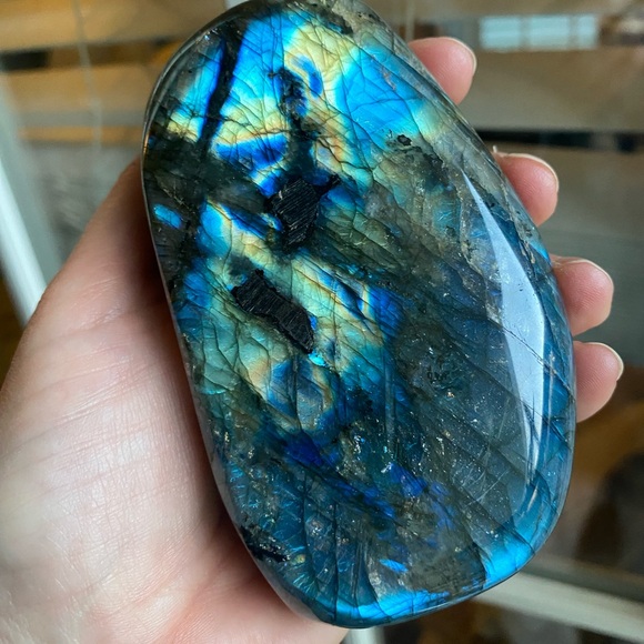 Blue Labradorite Freeform - Picture 5 of 7